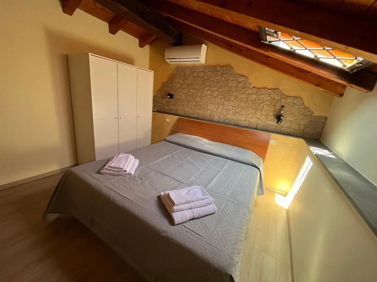 Casa Cavour Villa Trecastagni Vakantiehuis